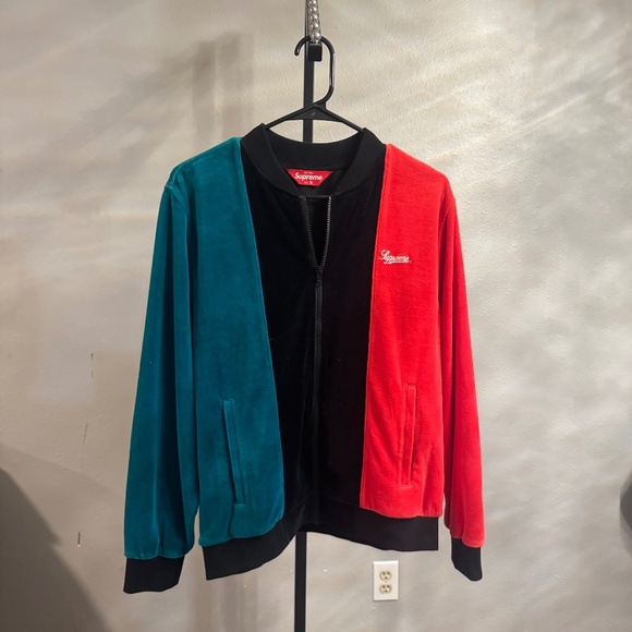 NWOT Limited Edition SS18 Supreme Velour Zip Up jacket black red teal size S - Picture 1 of 11